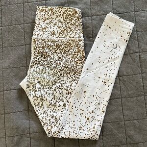ZYIA Stay Gold Light n Tight White leggings